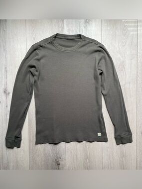 Vuori Olive Green Waffle Long-Sleeve Crew